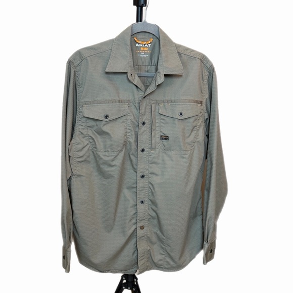Ariat Other - Ariat Men’s Size Small Taupe Long Sleeve Shirt